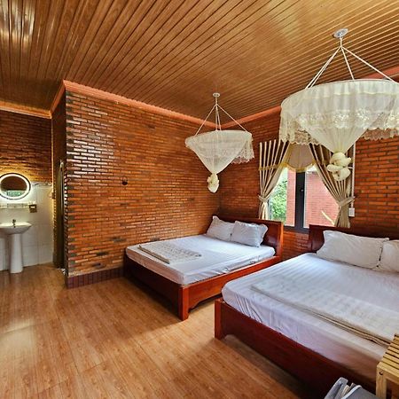 Cat Tien Farmer Lodge Quan Tom Exterior foto